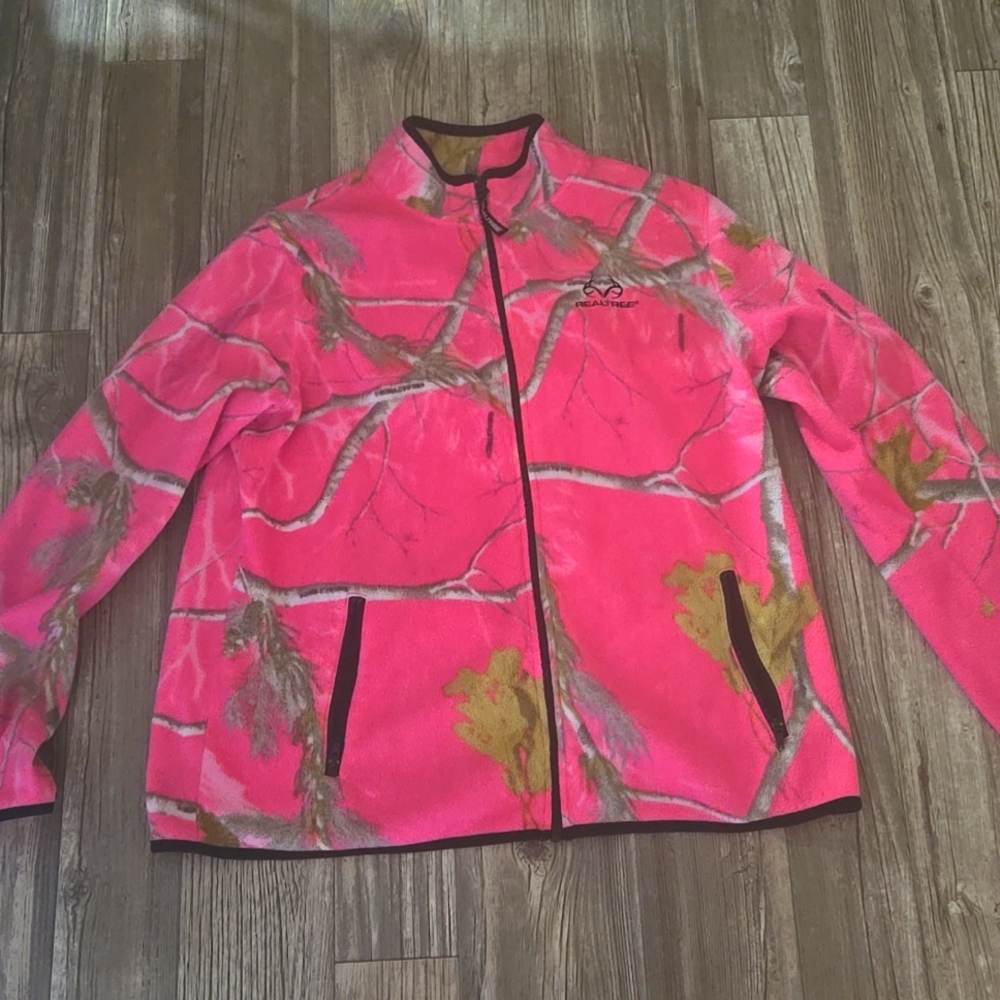 Realtree pink sweater